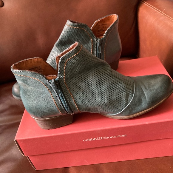 Cobb Hill teal boots - Picture 11 of 13